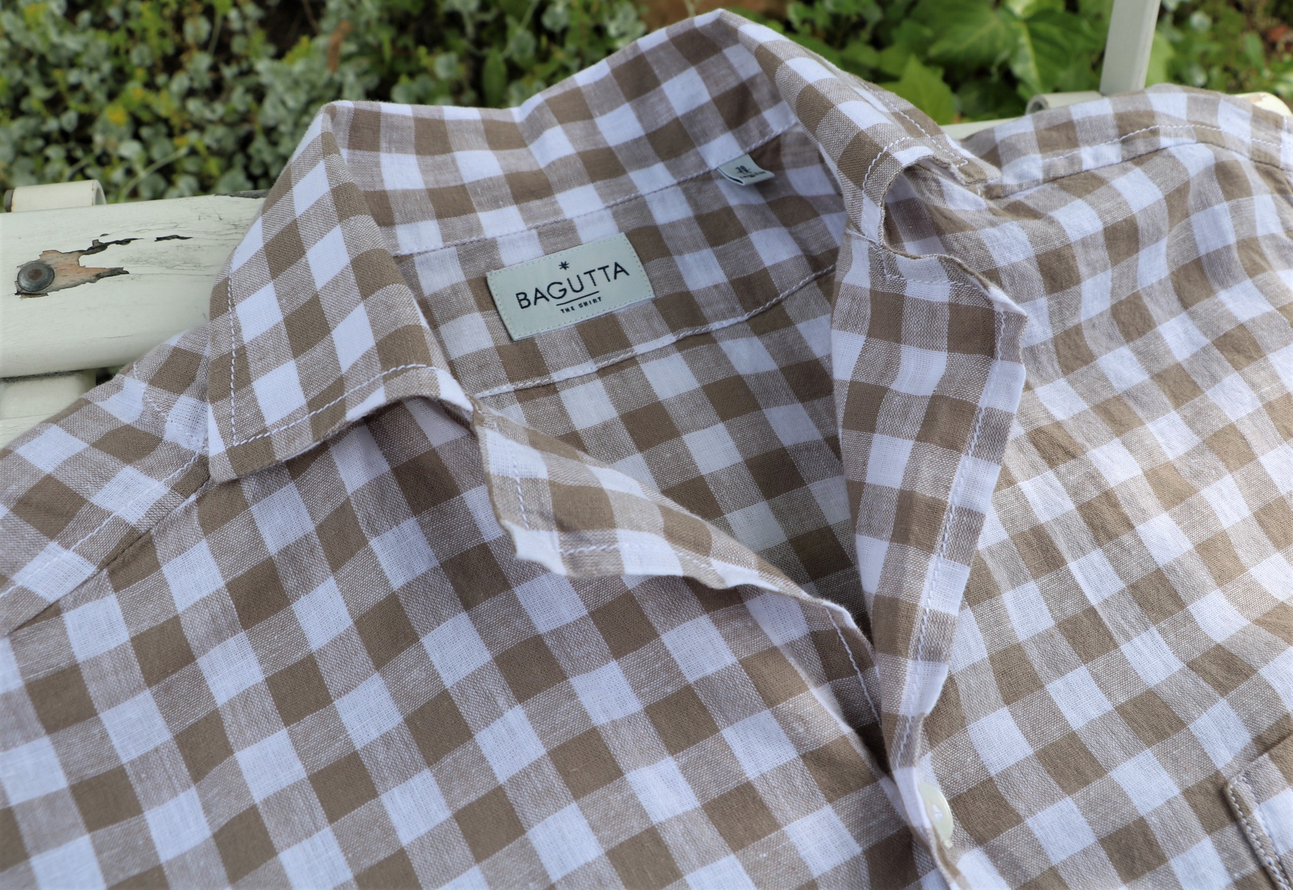 GLORYGUY & Cachette｜BAGUTTA/バグッタの新しいシャツを着て、気分一